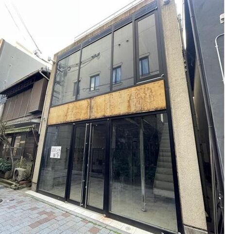 神戸市中央区三宮町2丁目の外観