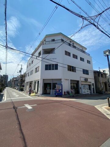 拡大写真：マルシンビル 2Fの外観写真（昼）