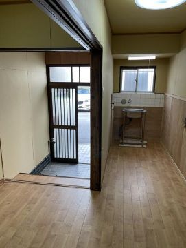 拡大写真:大阪市鶴見区放出東3丁目 1Fの室内