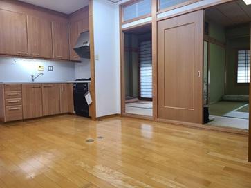 拡大写真:堺市南区庭代台2丁 2Fの室内