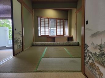 拡大写真:堺市南区庭代台2丁 2Fの室内