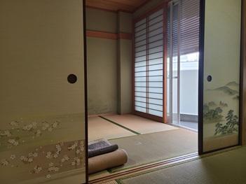 拡大写真:堺市南区庭代台2丁 2Fの室内