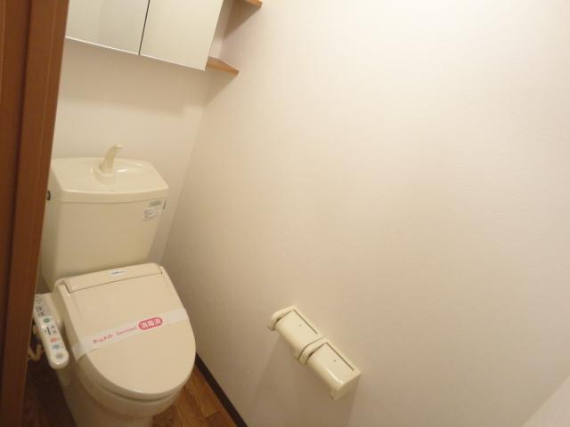 拡大写真:リバパレス鶴舞 7階708のシャワー付トイレ